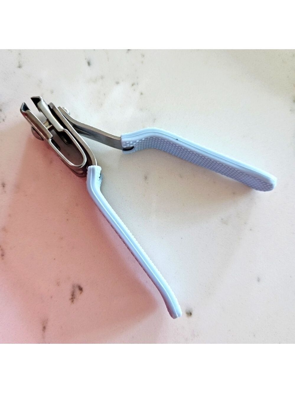 *4 for $25* Avon Swivel Toe Nail Clipper